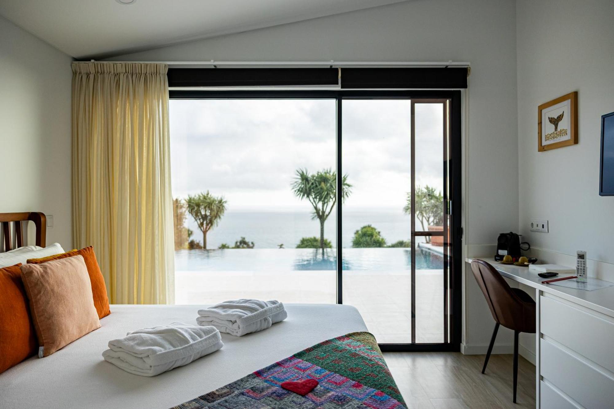 Idonea Bed & Breakfast Ponta Garca Exterior photo
